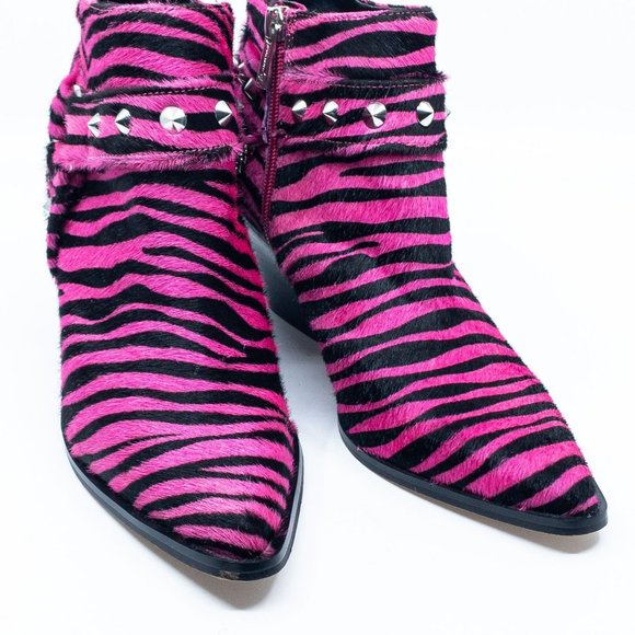 NWOT JESSICA SIMPSON Zayrie Pink and Black Zebra Print Ankle Boot - Picture 4 of 9